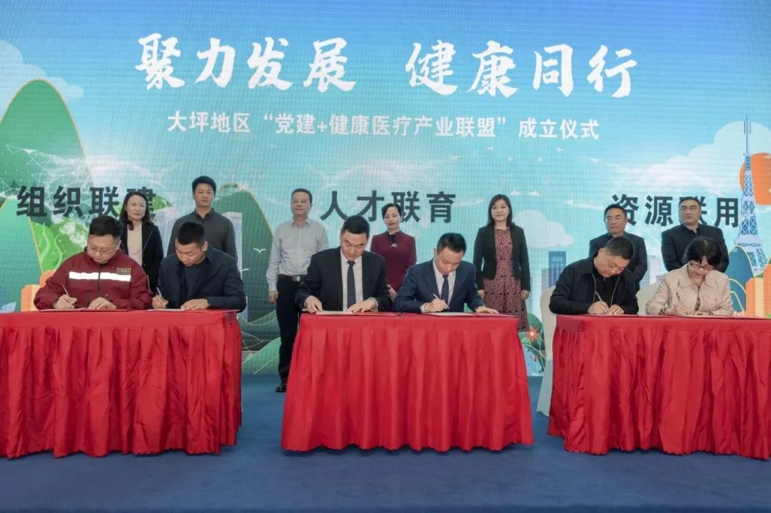 https://mmbiz.qpic.cn/mmbiz_jpg/d6UOlDf2XVdCuCWkKzGRnkibtPNJzG1rZz4P2385eVOuBaejZbiaUelm1G9KiaE2z9BZmqichtwocl0TVHwDkfknLg/640?wx_fmt=jpeg