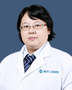 周滢