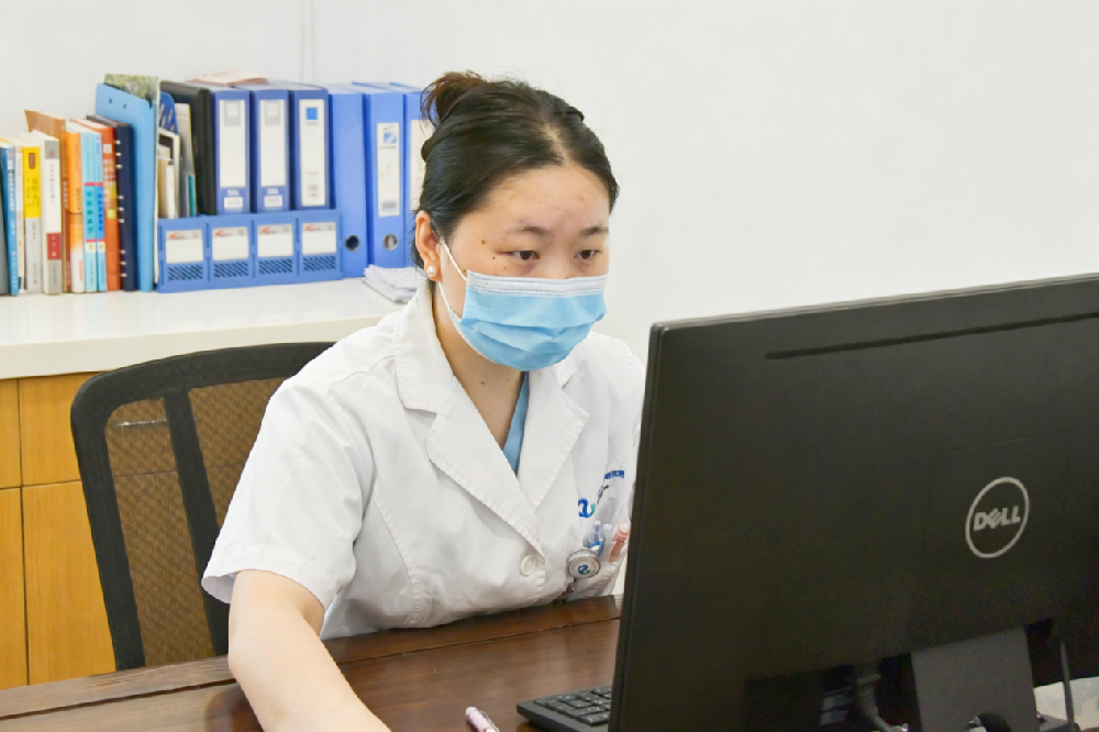 手麻头昏十余年 仁品中医科个性化诊疗解顽疾